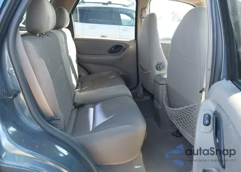 2001 Ford Escape Xlt from USA, damaged, VIN 1FMYU04181KA74567